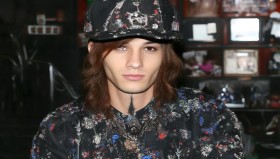 S15世界赛预热：许秀复出疑云引爆英雄联盟赛事，全球总决赛电竞选手风采全解析