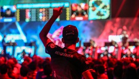 【纪录片预告】《S15征程》先导片发布，记录JDG战队一年的心路历程。